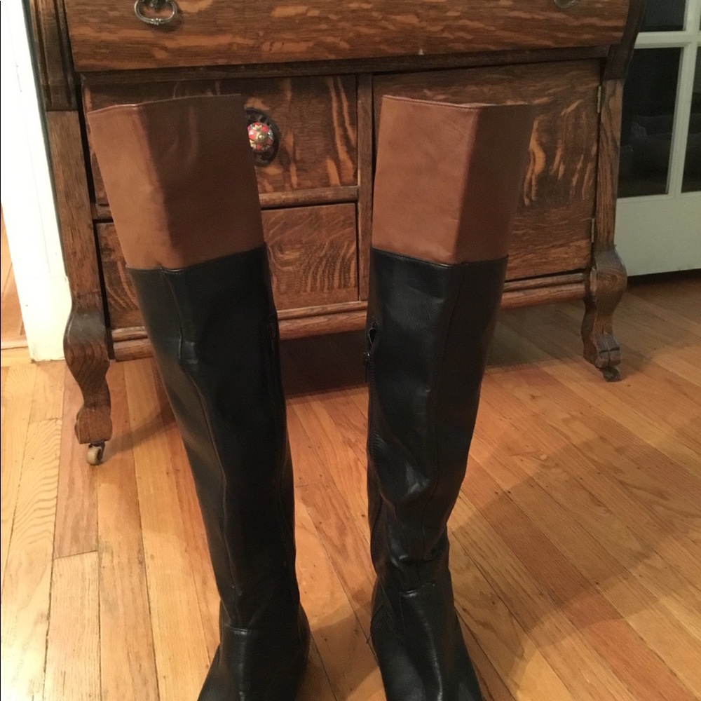 Boots - Picture 2 of 3